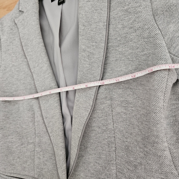 Ann Taylor PETITE KNIT BLAZER IN LIGHT GREY HEATHER 00p - Picture 3 of 9